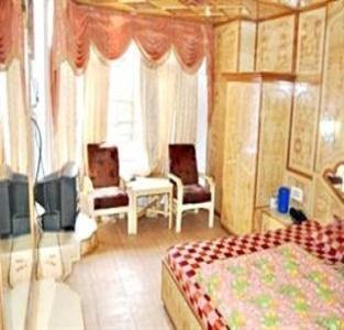 Hotel Gulmarg Regency Šimla Exteriér fotografie